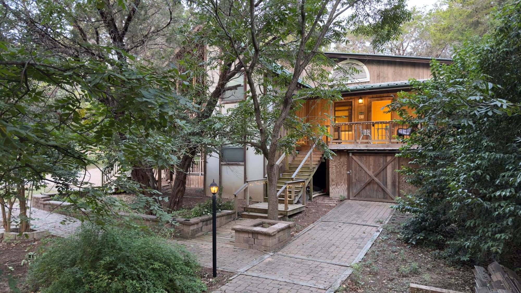 Bed And Breakfast On White Rock Creek เวโก ภายนอก รูปภาพ