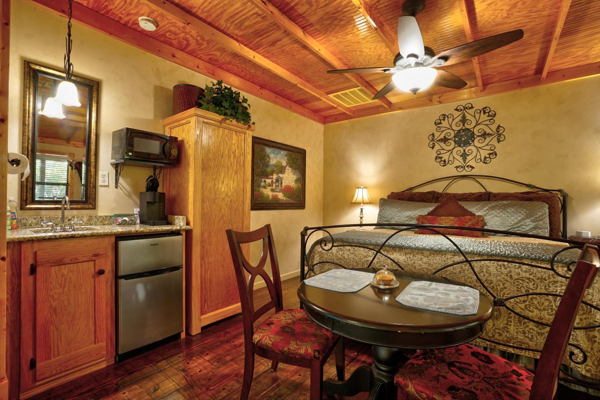 Bed And Breakfast On White Rock Creek เวโก ภายนอก รูปภาพ