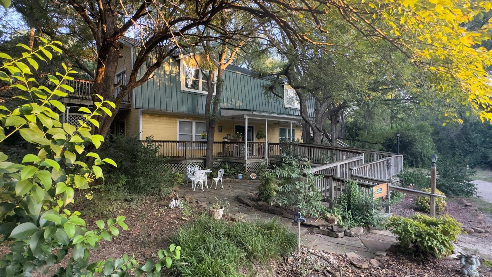 Bed And Breakfast On White Rock Creek เวโก ภายนอก รูปภาพ