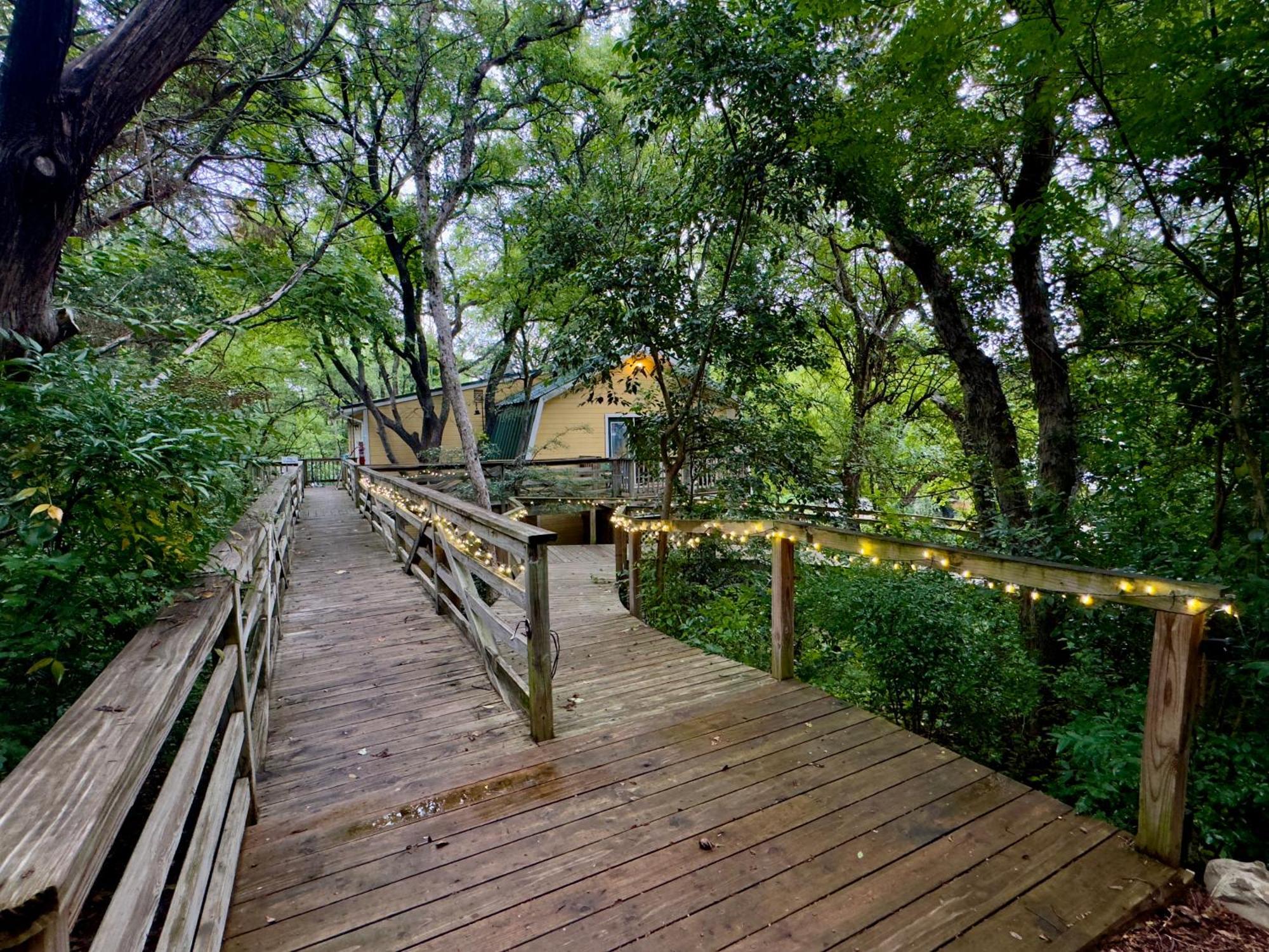 Bed And Breakfast On White Rock Creek เวโก ภายนอก รูปภาพ
