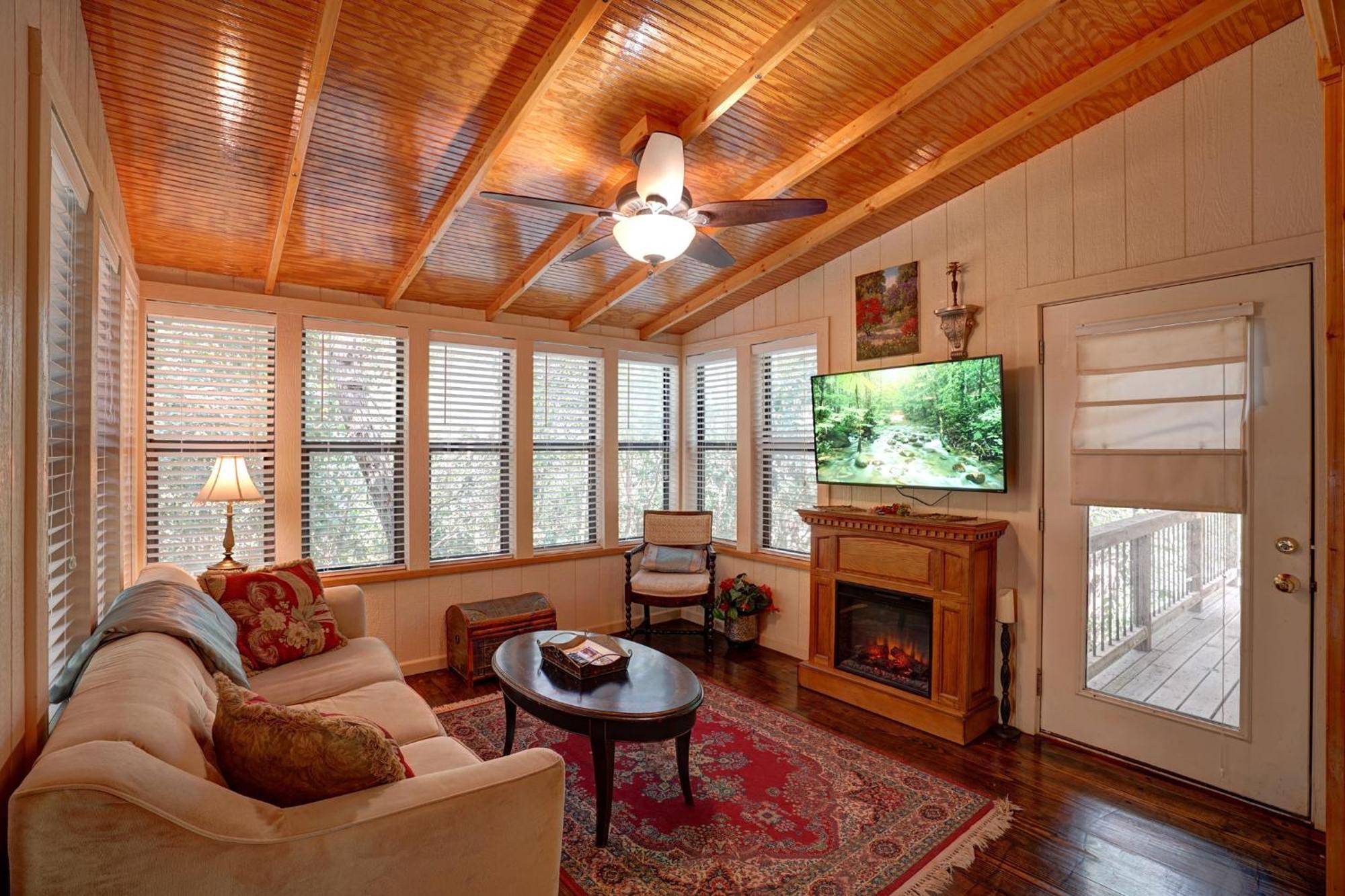 Bed And Breakfast On White Rock Creek เวโก ภายนอก รูปภาพ